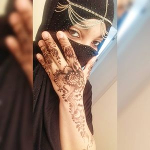 Meet your Posher, Joaquína